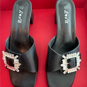 Ovi Black Women's Shoes with Embellished Buckle